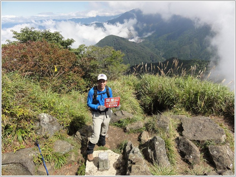 2013-10-11 13-12-14登頂加里山.jpg